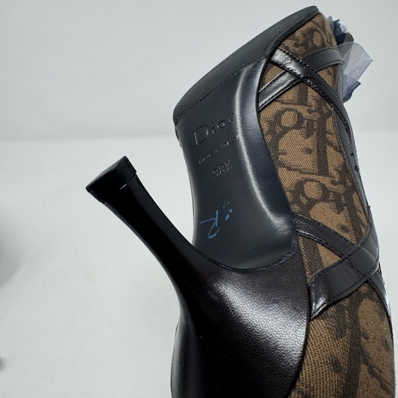 Vintage Dior John Galliano era pumps (early 2000s) - Picture 12 of 15